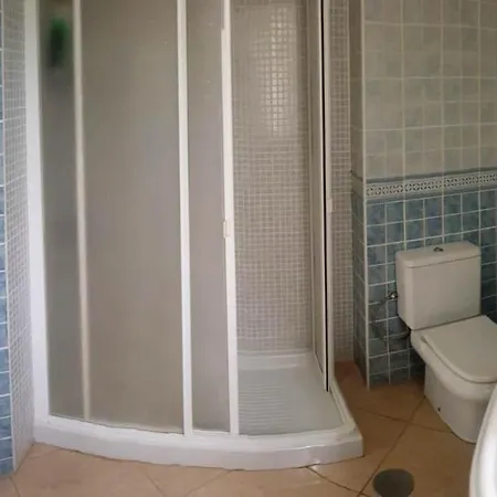 Apartment 2-bedroom Near And Golden Mile