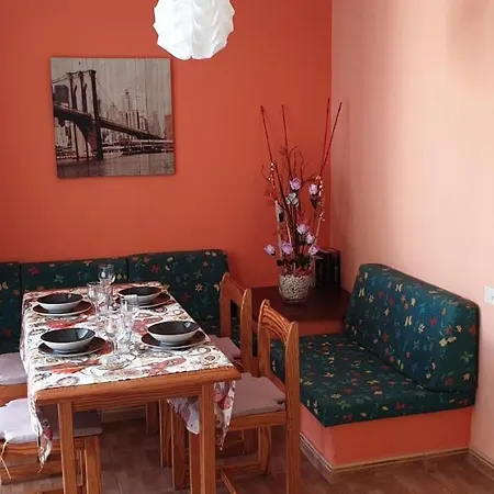 Apartament 2-bedroom Near Beach And Golden Mile Playa de las Americas (Tenerife)