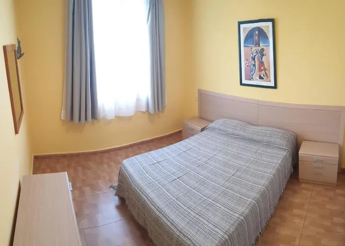 2-bedroom Near And Golden Mile דירה