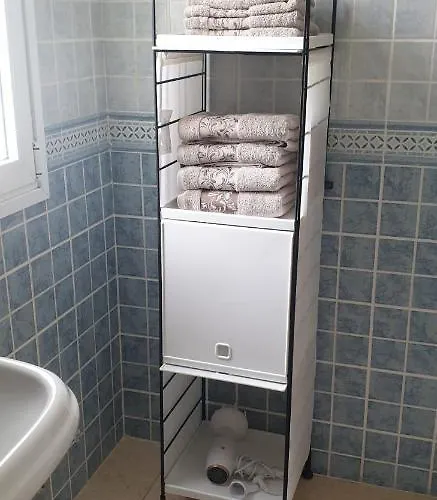 2-bedroom Near And Golden Mile Lejlighed