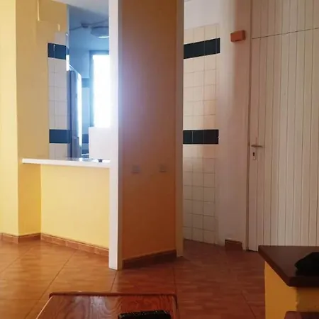 2-bedroom Near And Golden Mile דירה